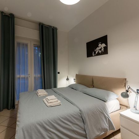 Holiday Apartment - Brescia Centro - Parcheggio Privato Экстерьер фото
