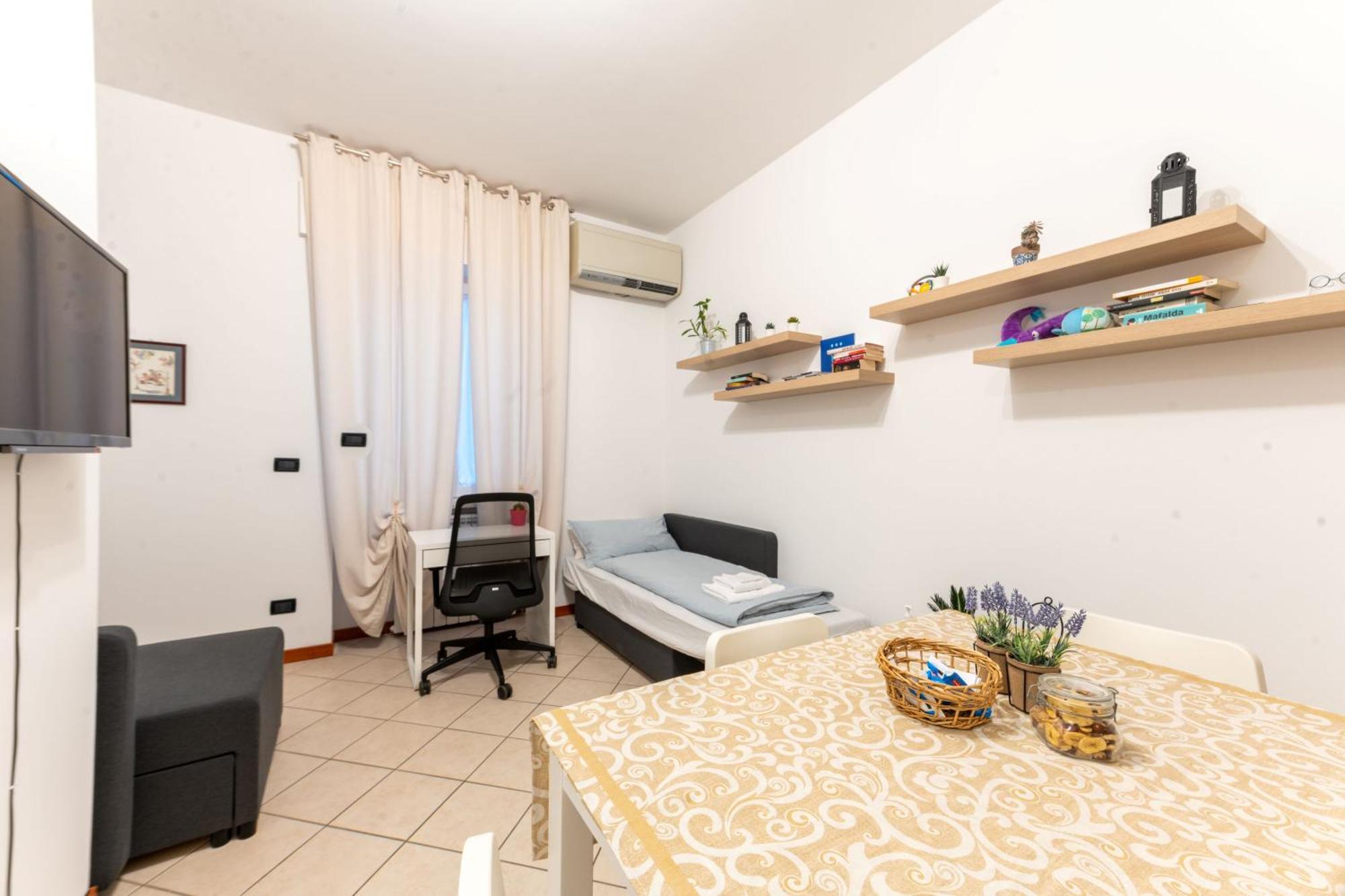 Holiday Apartment - Brescia Centro - Parcheggio Privato Экстерьер фото