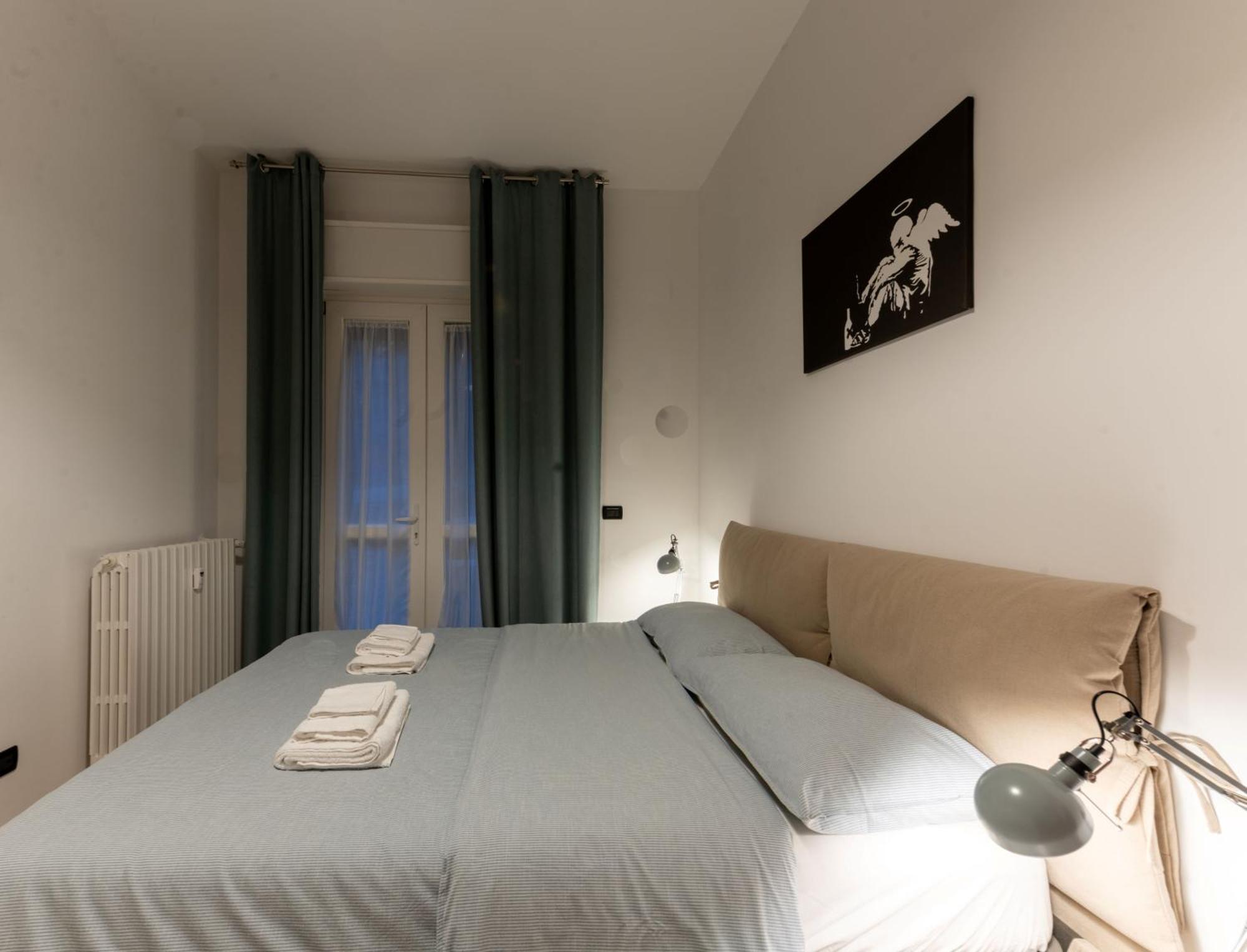 Holiday Apartment - Brescia Centro - Parcheggio Privato Экстерьер фото