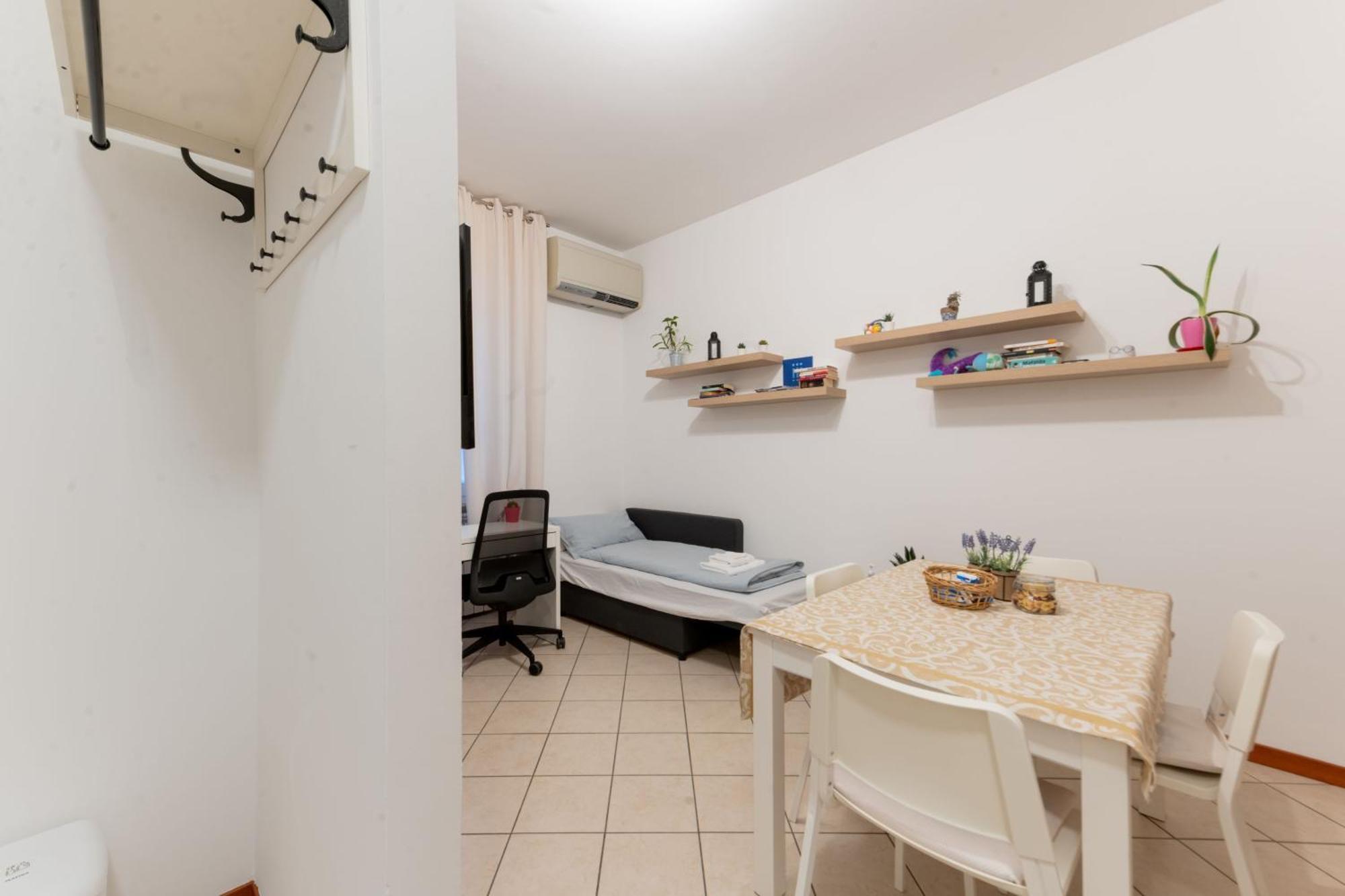 Holiday Apartment - Brescia Centro - Parcheggio Privato Экстерьер фото